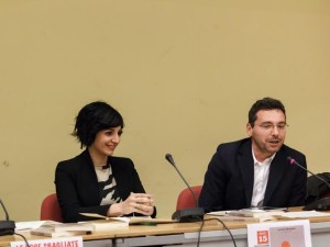 L'autore Aceto con la giornalista Cucaro durante la presentazione di Campobasso