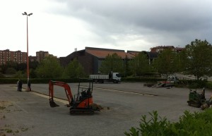 Il parcheggio dell'Università in via De Sanctis, dopo i lavori, privo di alberi