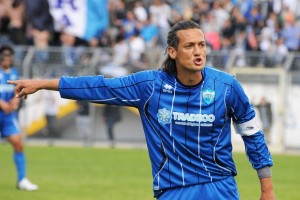 Giorgio Marinucci Palermo con la maglia del Matera. In homepage con la divisa della Fermana