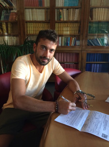 Giuseppe Todino firma il contratto con il Campobasso