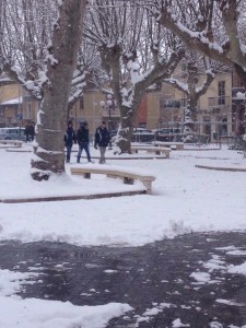 ore 11.30 questa la situazione a Bojano, piazza della Vittoria