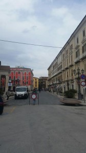 Piazza Pepe chiusa al traffico