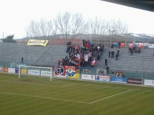 I tifosi del Campobasso al 'Recchioni' di Fermo