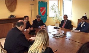 Frattura e Scarabeo con ambasciatore croato Grubisa