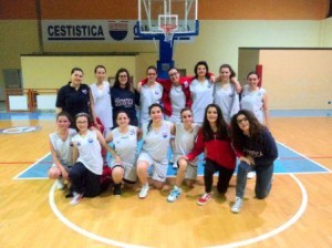 FOTO FEMMINILE CESTISTICA CB
