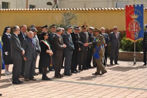 Il Col. CATALANO saluta le Autorità