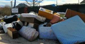 La discarica a cielo aperto di contrada Selva Piana