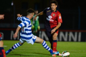 Kevin Magri in azione con la maglia rossoblù del Lumezzane