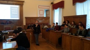 L'ispettore Carmela Dotoli durante il suo intervento