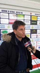 L'allenatore Massimiliano Favo durante la conferenza stampa prima della gara di Giulianova