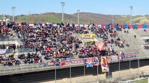 La Curva Nord contro l'Avezzano è tornata a colorarsi di rossoblù