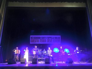 foto concerto il Tratturo al teatro Savoia