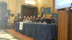 Il tavolo di presidenza a Foggia
