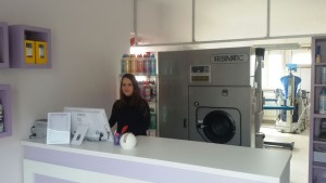 Arriva a Campobasso, in via XXV Aprile al civico 25, in zona Parco dei Pini, la ‘Lavanderia Reale’ Romina Mastrodomenico è pronta all'inaugurazione della 'Lavanderia Reale'