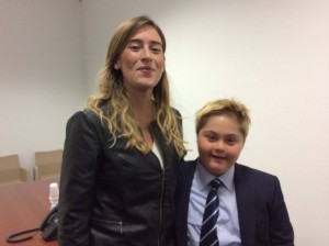 Il ministro Boschi con il piccolo Alessio