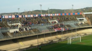 I tifosi in Curva Nord 'Michele Scorrano' in occasione della partita contro la Civitanovese