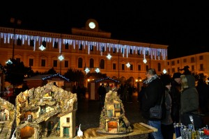 palazzo-san-giorgio-illuminato-natale