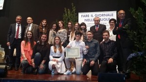 Gli studenti della 'D'Ovidio' con il sindaco di Cesena, Paolo Lucchi