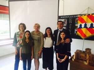 patriciello e studenti giordano