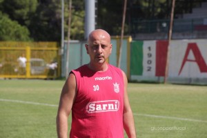L'allenatore Roberto Barrea