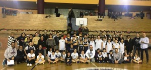 foto di gruppo per il Minibasket al Palaunimol