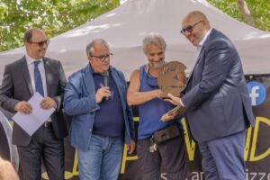 Di Lucente premia i Caseificio Colavecchio di Castropignano